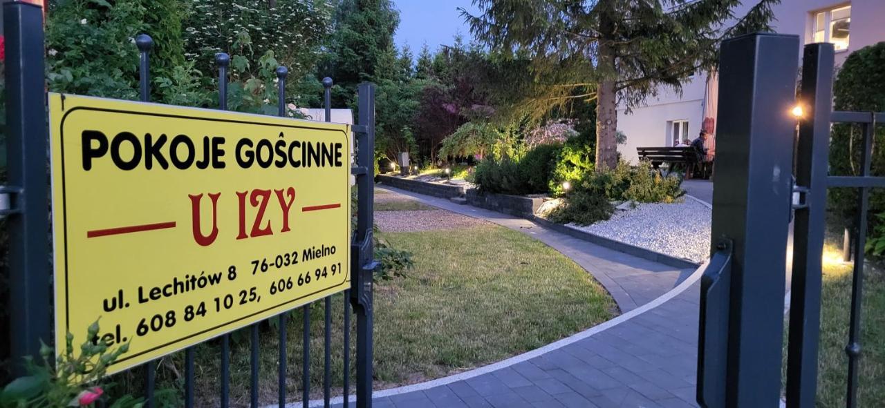 "U Izy" Pokoje Goscinne I Przyczepy Campingowe Mielno  Kültér fotó