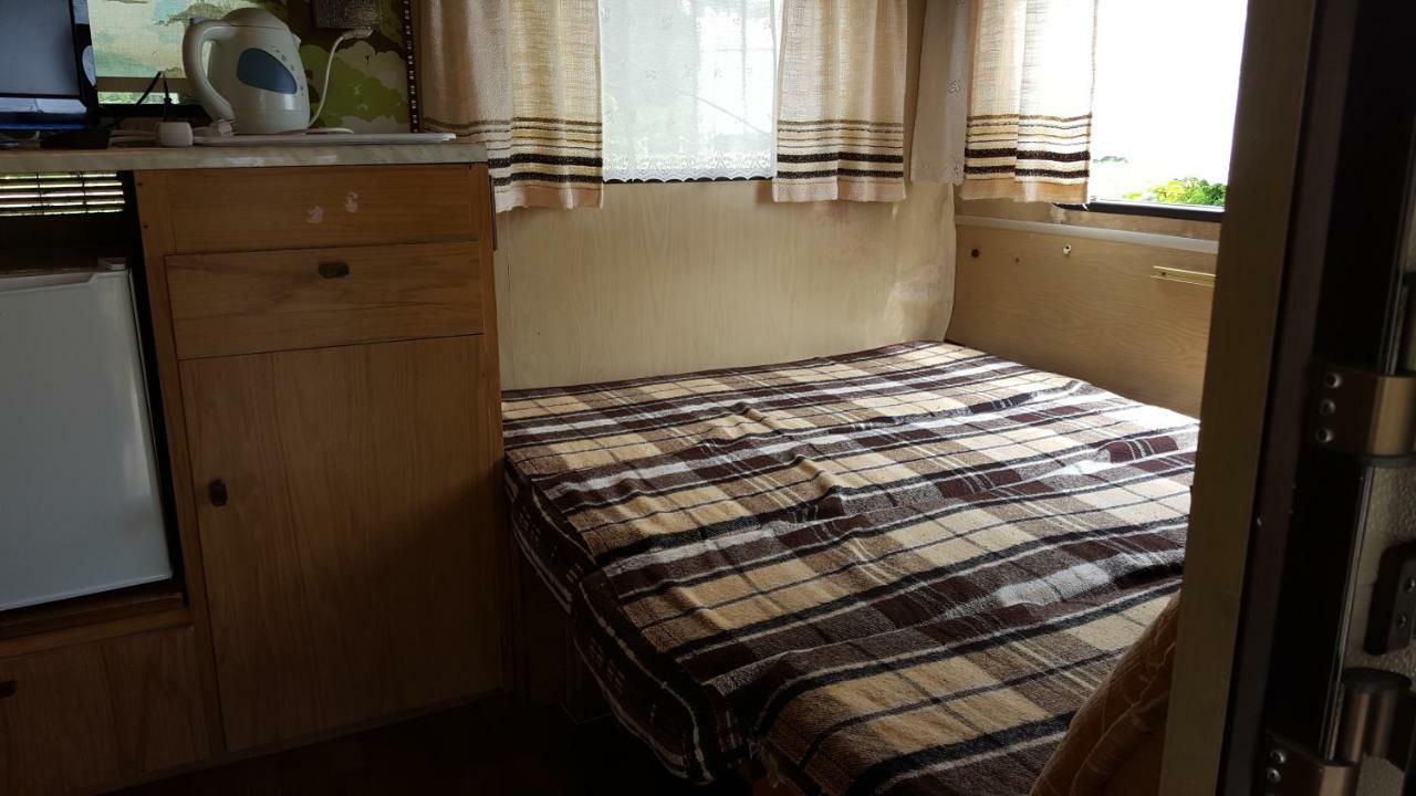 "U Izy" Pokoje Goscinne I Przyczepy Campingowe Mielno  Kültér fotó